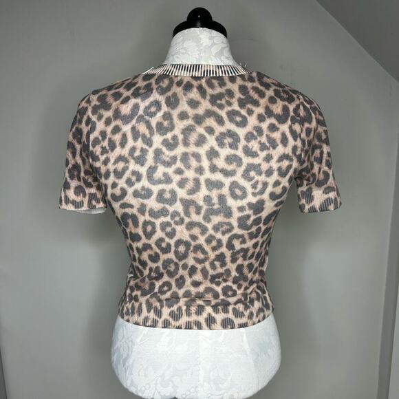 NWT H&M FINE-KNIT T-SHIRT beige leopard print Size XS - Picture 10 of 10